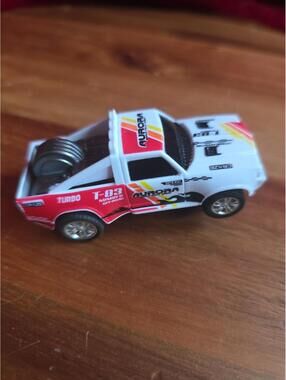 Aurora T-83 HO Scale Mickey Thompson Style Slotcar Truck 1:64 Excellent Cond.
